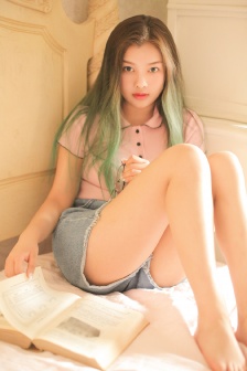 美女俏男生小坤坤